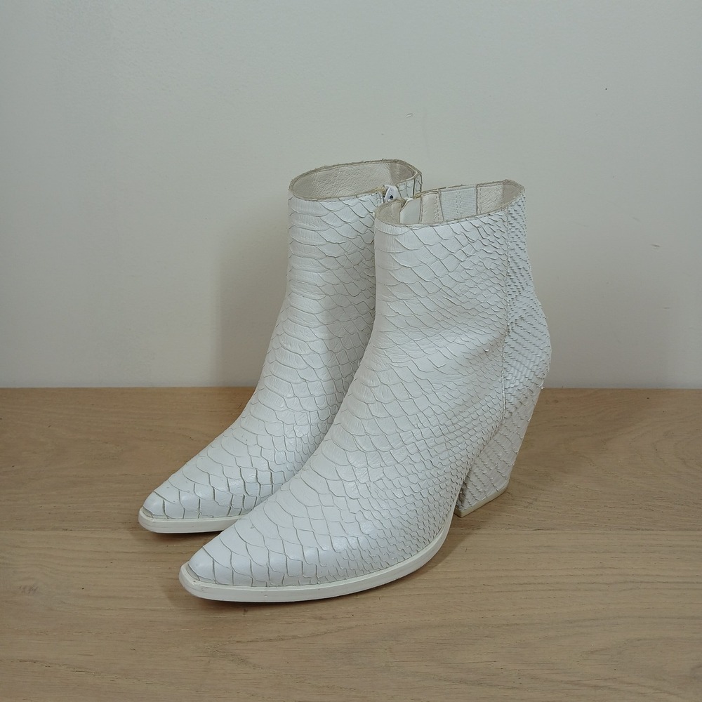 Jeffrey Campbell Boots Women 6.5 White Leather Ankle Python Embossed Western